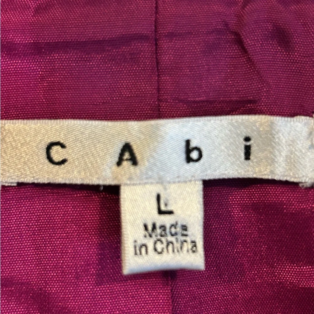 CABi sweater vest in brown/multi. Front button closure with tie. - Picture 4 of 6